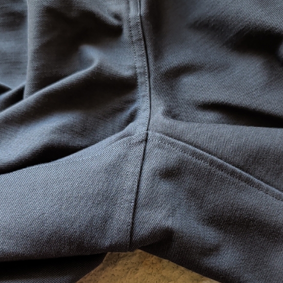 Lululemon Utilitech Twill Mid-Rise Barrel-Leg  Pant EUC - Picture 6 of 8